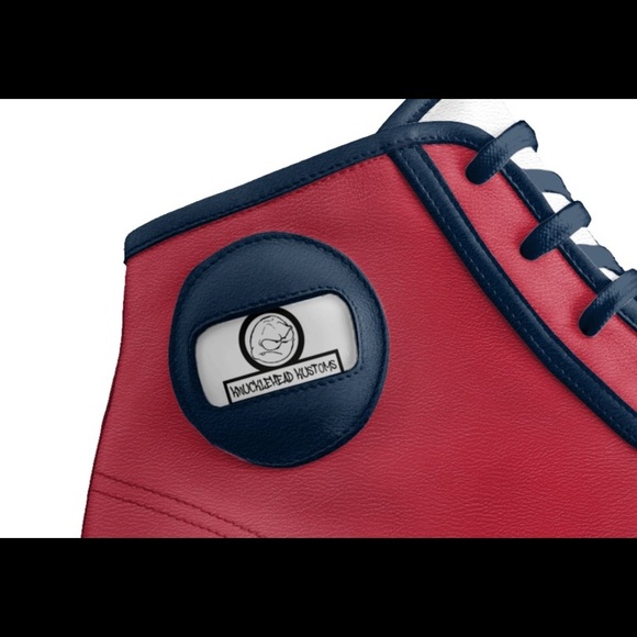 I recently made an unique shoe design named Knuckl main image 6